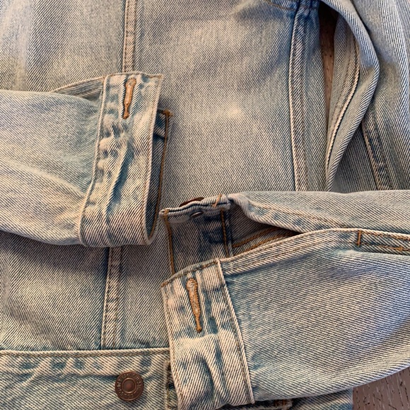 Levi’s denim jacket - Picture 6 of 9